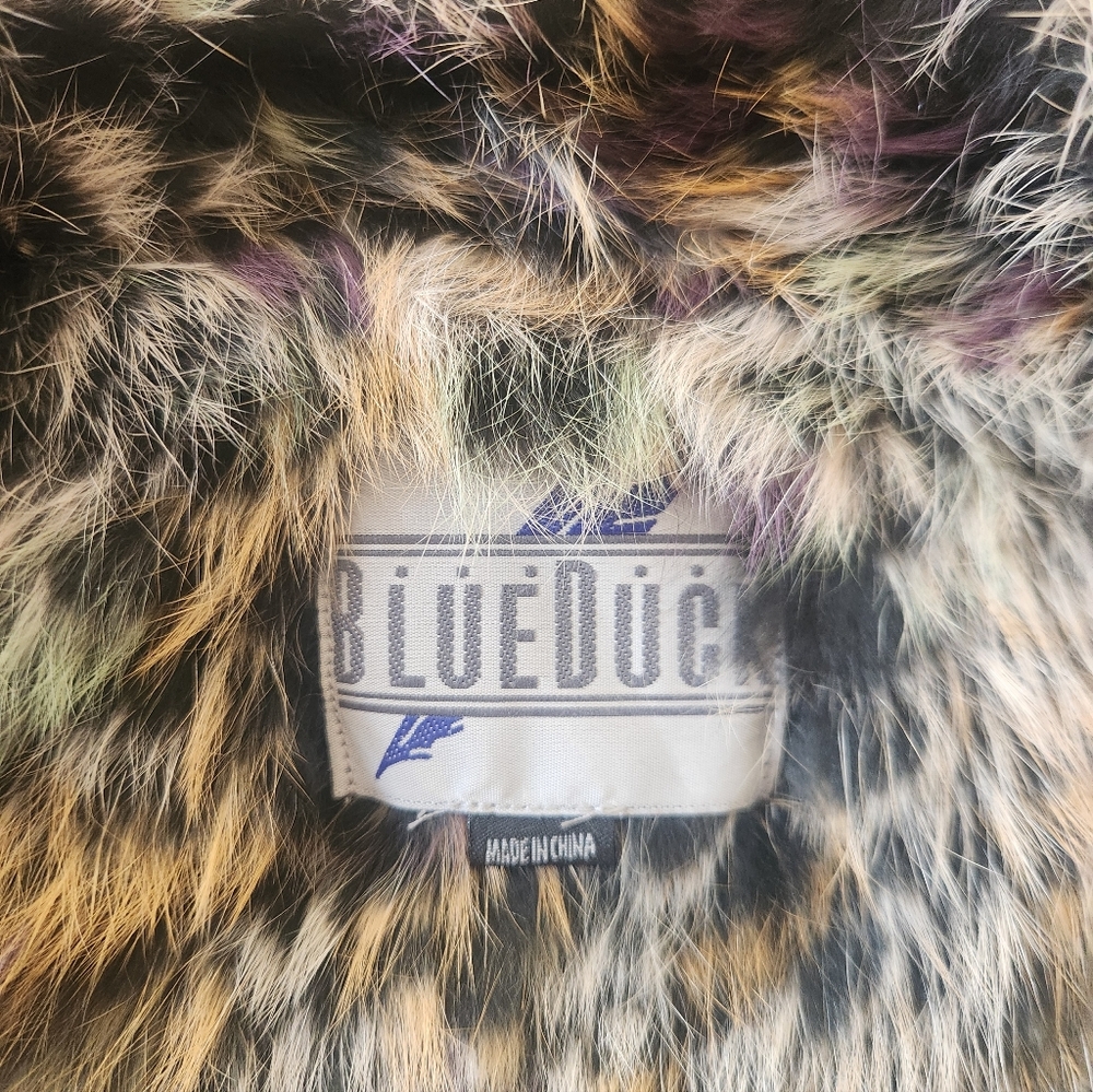 Genuine Rabbit Fur Vest - Picture 10 of 11